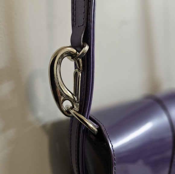Beijo by Susan Handley Crossbody Bag Purse Purple Patent - Picture 4 of 15